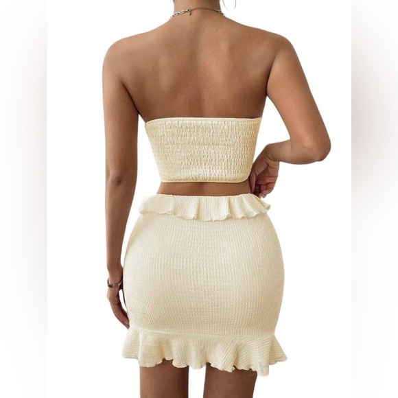 Privé Ladies' Solid Color Lace Trimmed Tube Top And Skirt Set - Picture 2 of 2